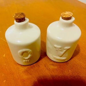 New Set of Pier 1 import Oil & Vinegar bottles